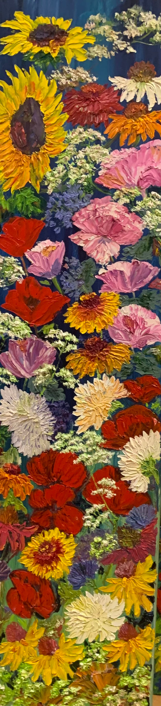 Medium long Multicoloured medium size flower painting